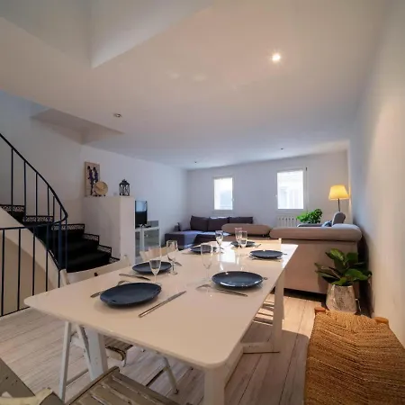 Lägenhet Cosy Triplex 120m2 Terrasse Au Panier Vue Major Vieux Port 7 Couchages Option Parking Marseille