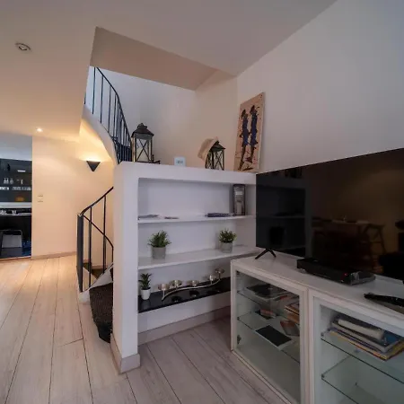 Cosy Triplex 120m2 Terrasse Au Panier Vue Major Vieux Port 7 Couchages Option Parking Appartamento Marsiglia